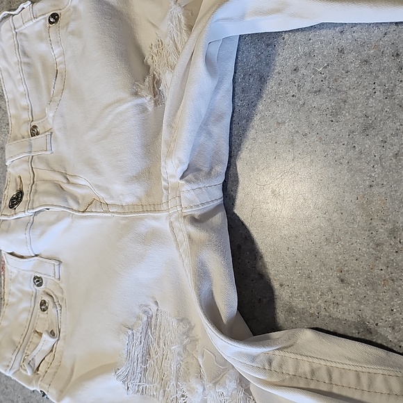 True Religion White 28x29 Distressed Style Skinny Jeans - Picture 7 of 8